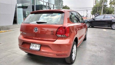 2017 Volkswagen Polo 5p L4/1.6 Aut
