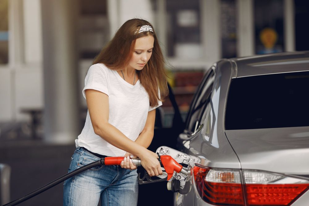 ¿Cuánto cuesta mantener un auto al mes en México en 2026? La cuenta que debes hacer antes de comprar