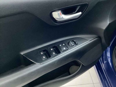 2023 Kia KIA RIO SEDAN 4p L L41.6 Man