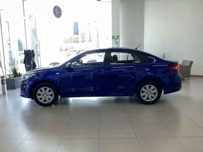 2023 Kia KIA RIO SEDAN 4p L L41.6 Man