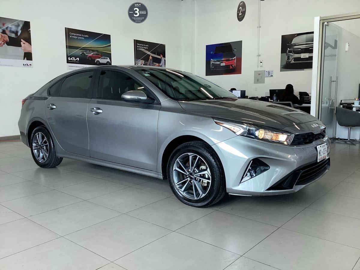 2024 Kia FORTE SEDAN 4p LX L4/2.0 Man