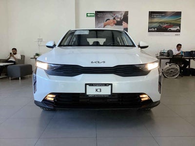 2027 Kia K3 4p LX L4/1.6 Aut