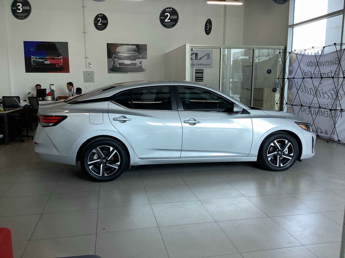 2024 Nissan Sentra 4p Advance L4/2.0 Aut