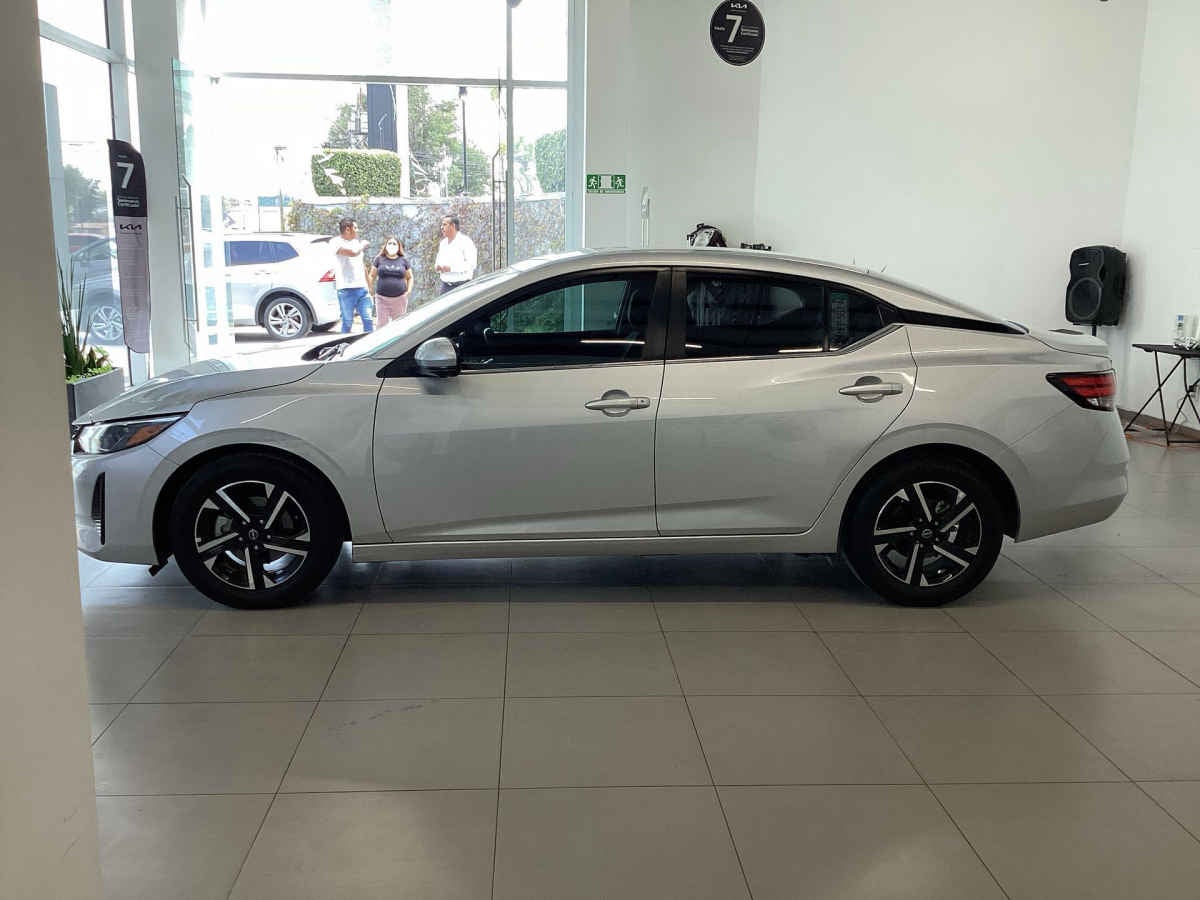 2024 Nissan Sentra 4p Advance L4/2.0 Aut