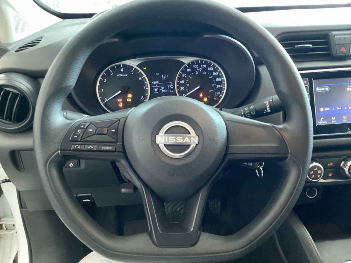 2025 Nissan Versa 4p Sense L4/1.6 Aut