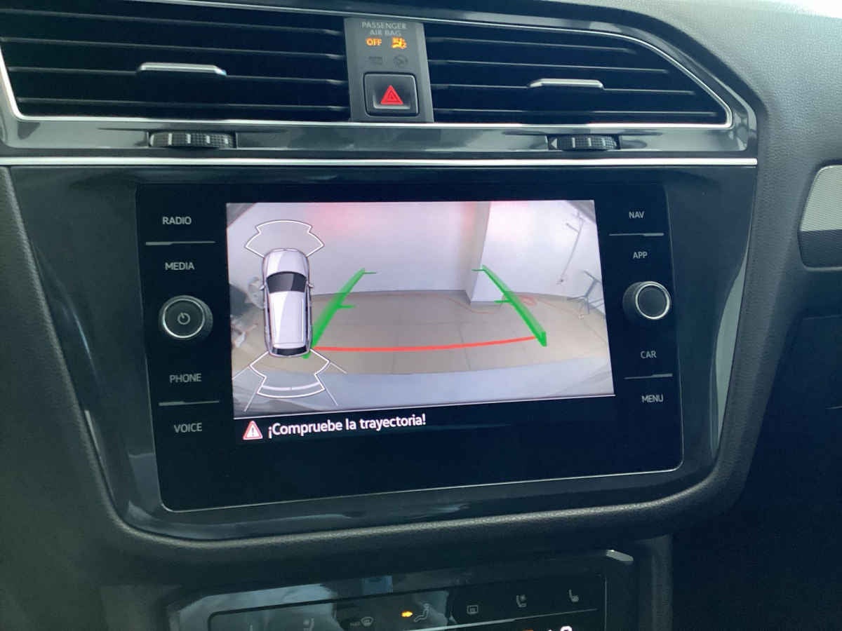 2022 Volkswagen Tiguan 5p R-Line L4/1.4/T Aut