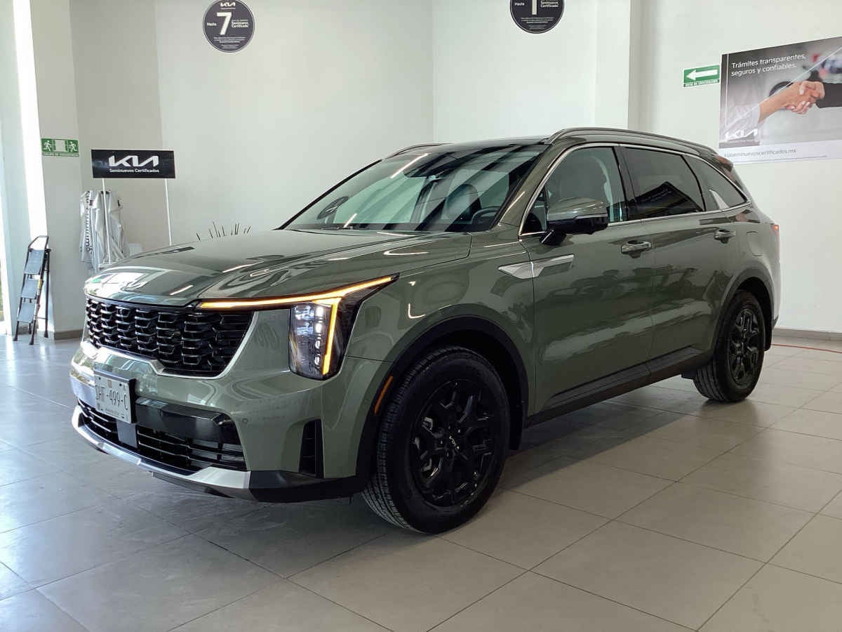 2026 Kia Sorento 5p SXL L4/2.5/T Aut