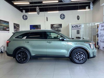 2026 Kia Sorento 5p SXL L4/2.5/T Aut