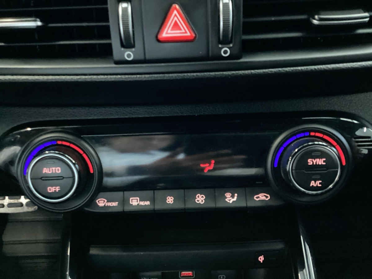 2023 Kia FORTE HB 5p GT L4/1.6/T Aut