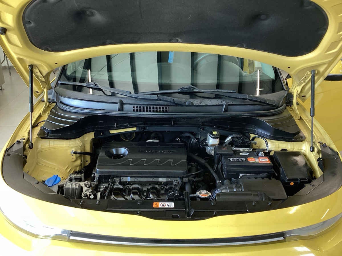 2020 Kia Soul 5p LX  1.6l  121 HP  TM6  RA-16"