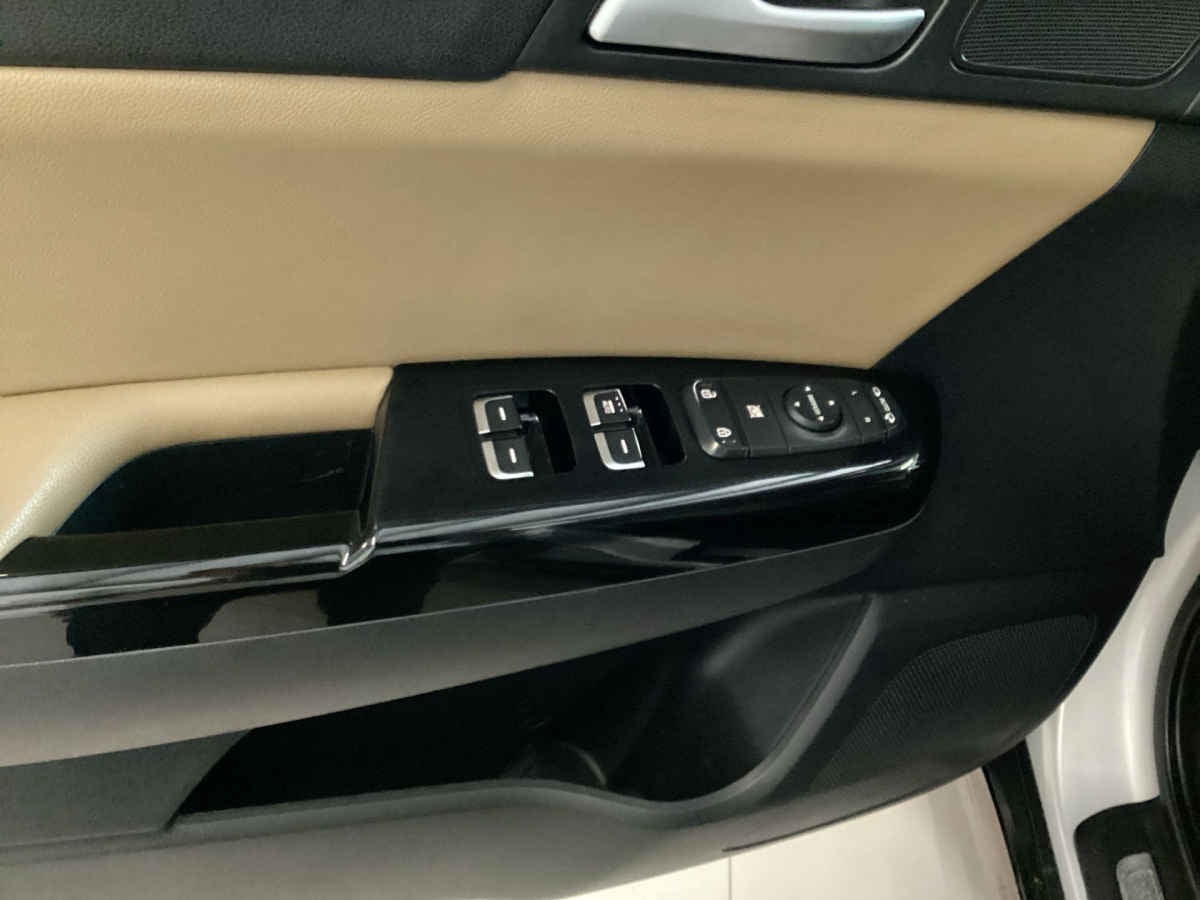 2019 Kia Sportage 5p SXL L4/2.4 Aut AWD