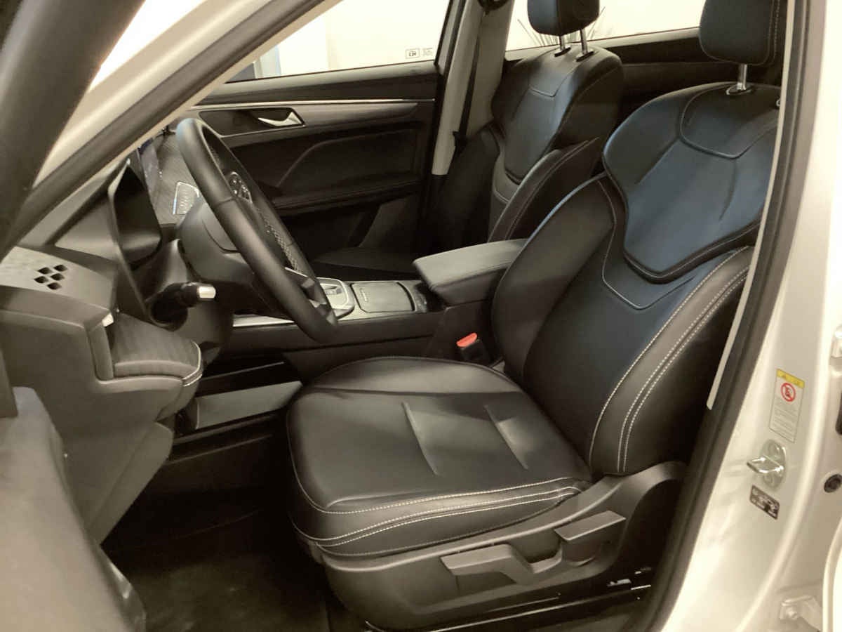 2025 HAVAL Jolion 5p Premium HEV L4/1.5/T Aut 1.67 kwh