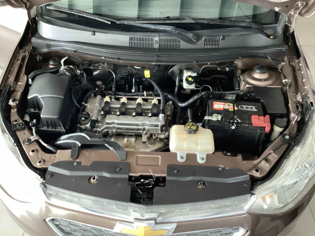 2020 Chevrolet Aveo 4p LTZ L4/1.5 Man (E)