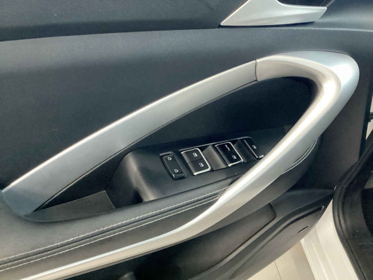 2023 Chevrolet Captiva 5p LT L4/1.5/T Aut 7 Pasajeros