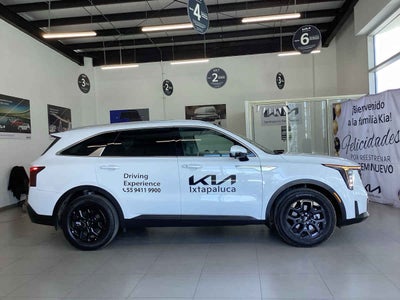 2026 Kia Sorento 5p SXL L4/2.5/T Aut