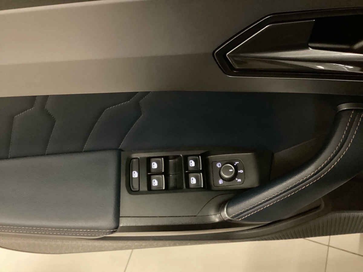 2023 Cupra Formentor 5p Cupra L4/2.0/T/310 Aut VZ