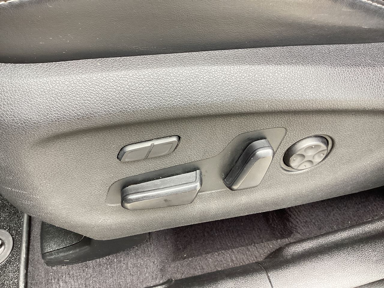 2018 Kia Sorento 3.3 V6 SXL Piel 7 Pasajeros AWD At