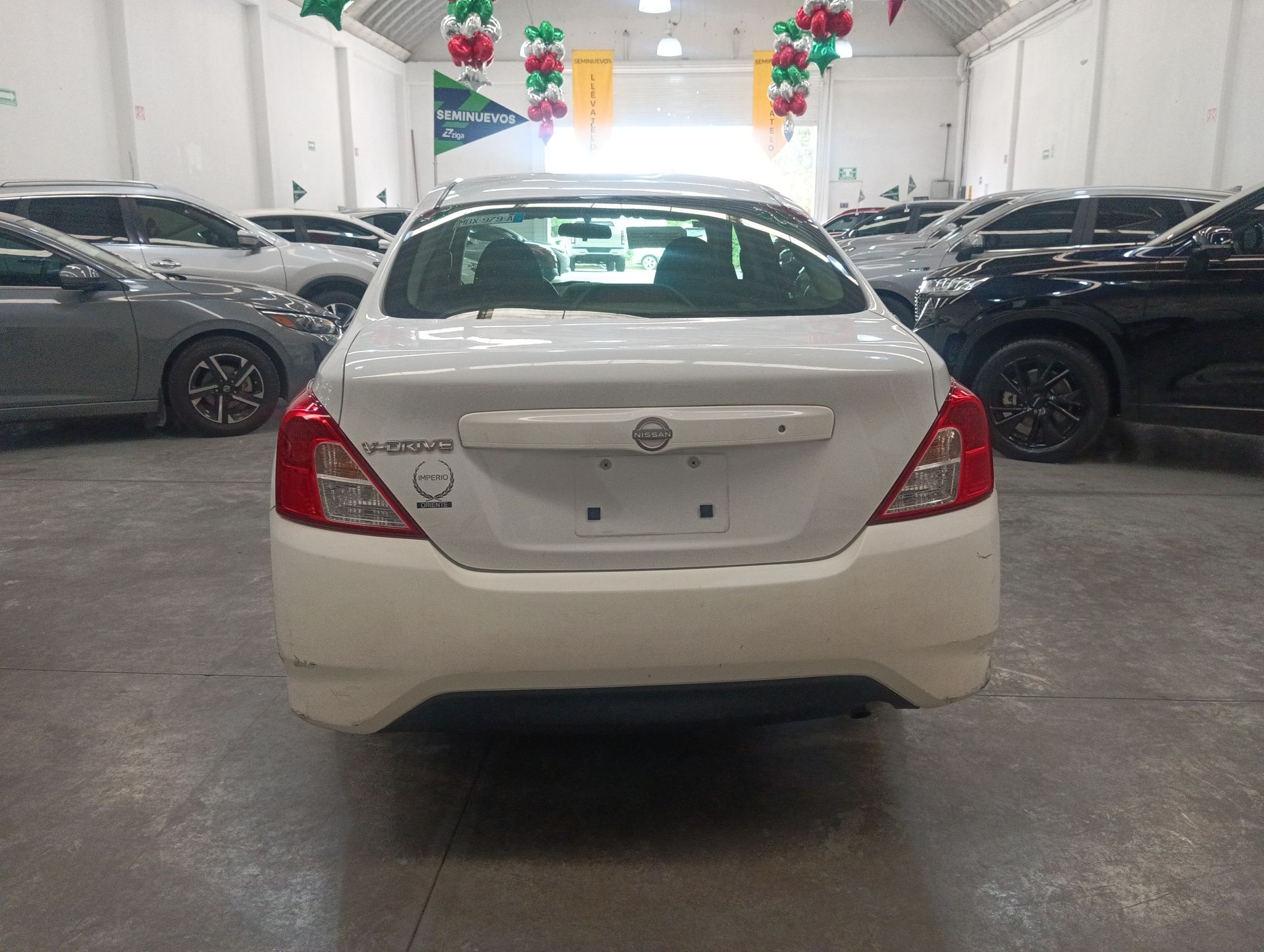 2023 Nissan V-Drive 1.6 A/C  Mt
