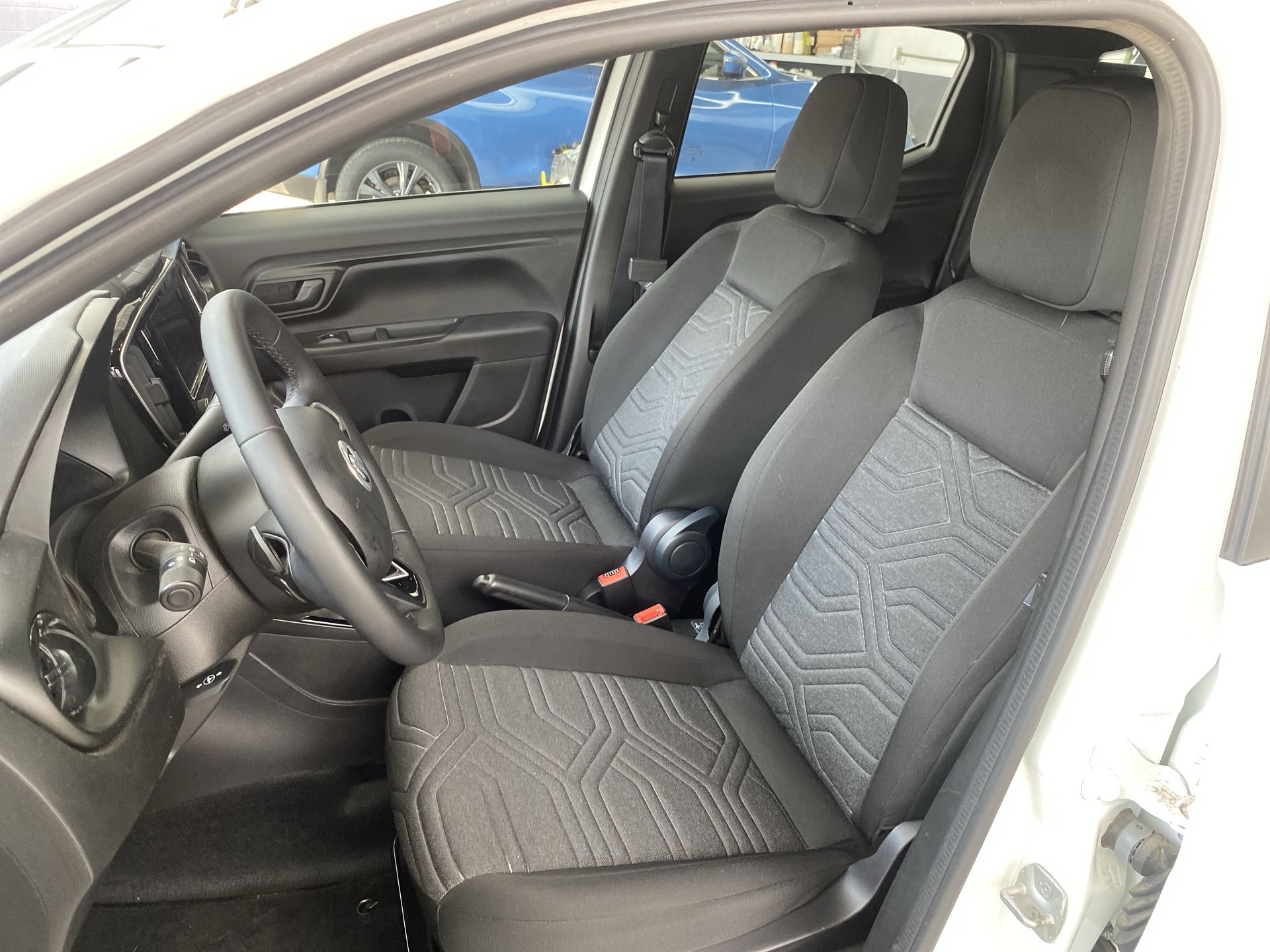 2025 RAM 700 1.3 Bighorn At