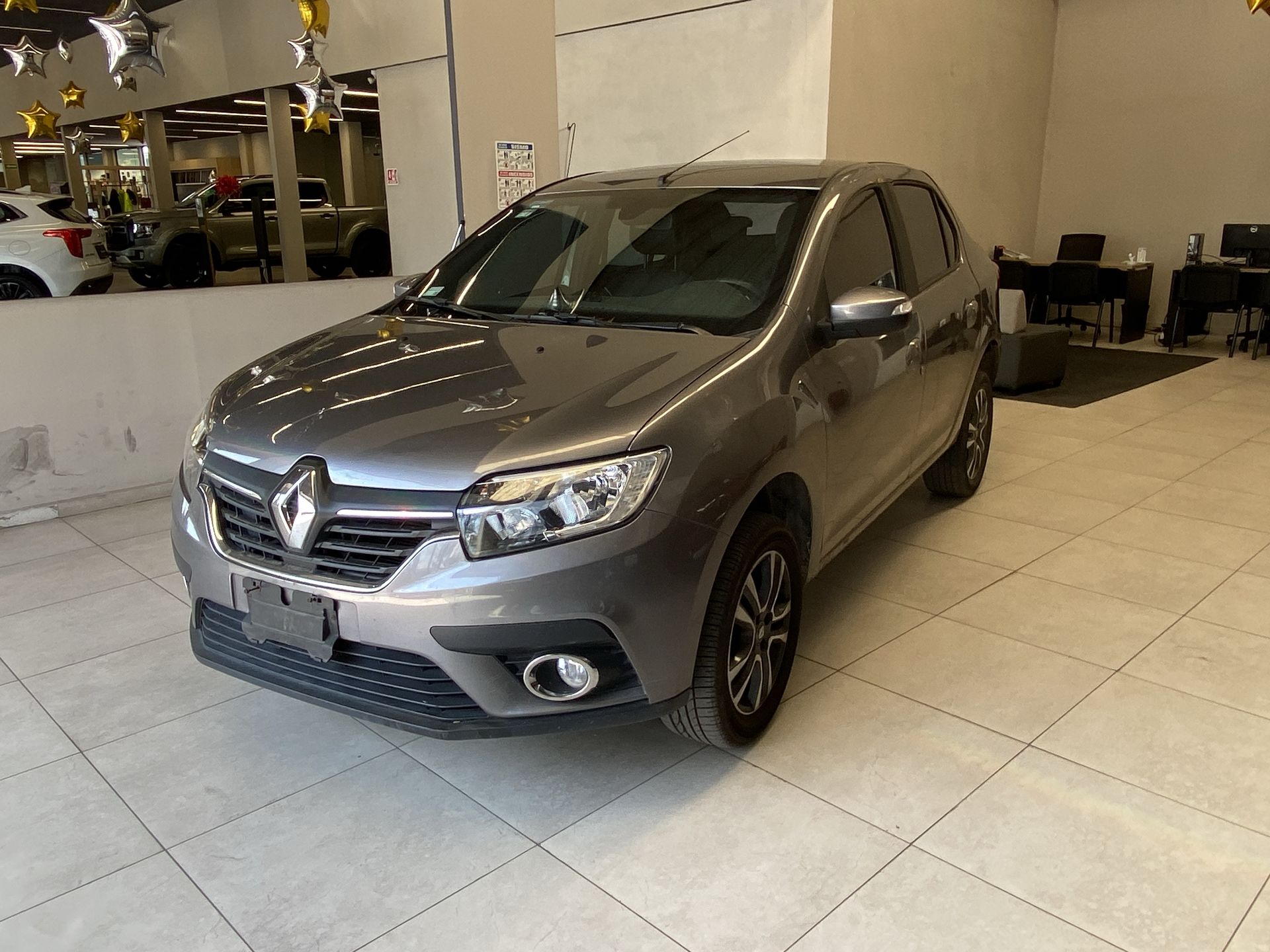 2024 Renault Logan 1.6 Intens Mt