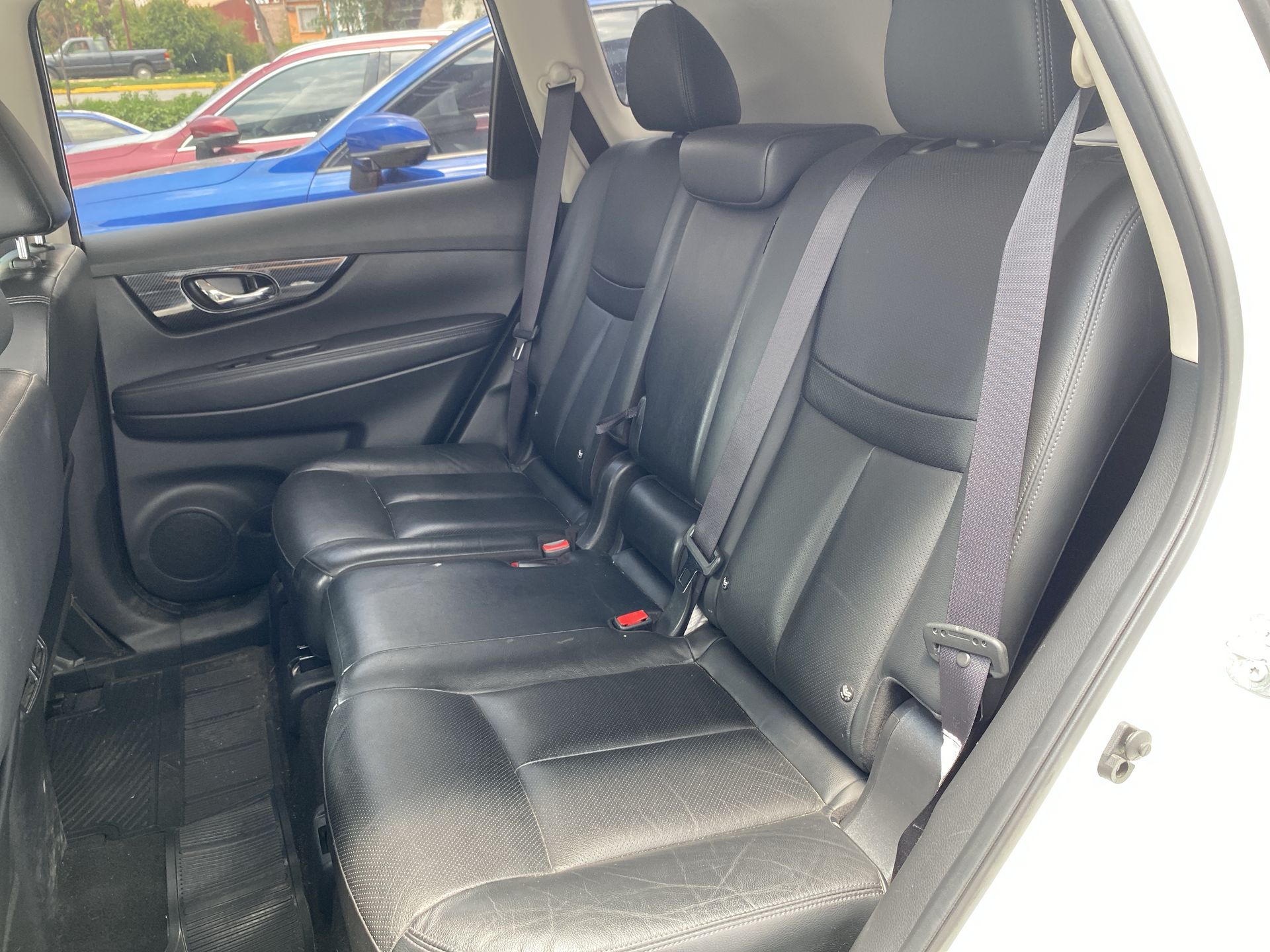 2019 Nissan X-Trail 2.5 Exclusive 2 Filas Cvt