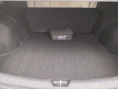 2023 Kia KIA RIO SEDAN 4p LX L4/1.6 Man