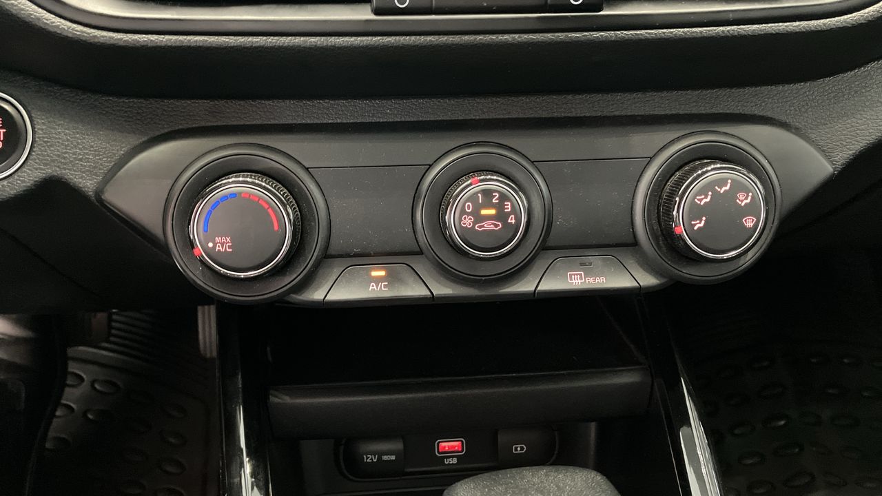 2024 Kia FORTE SEDAN 4p EX L4/2.0 Aut