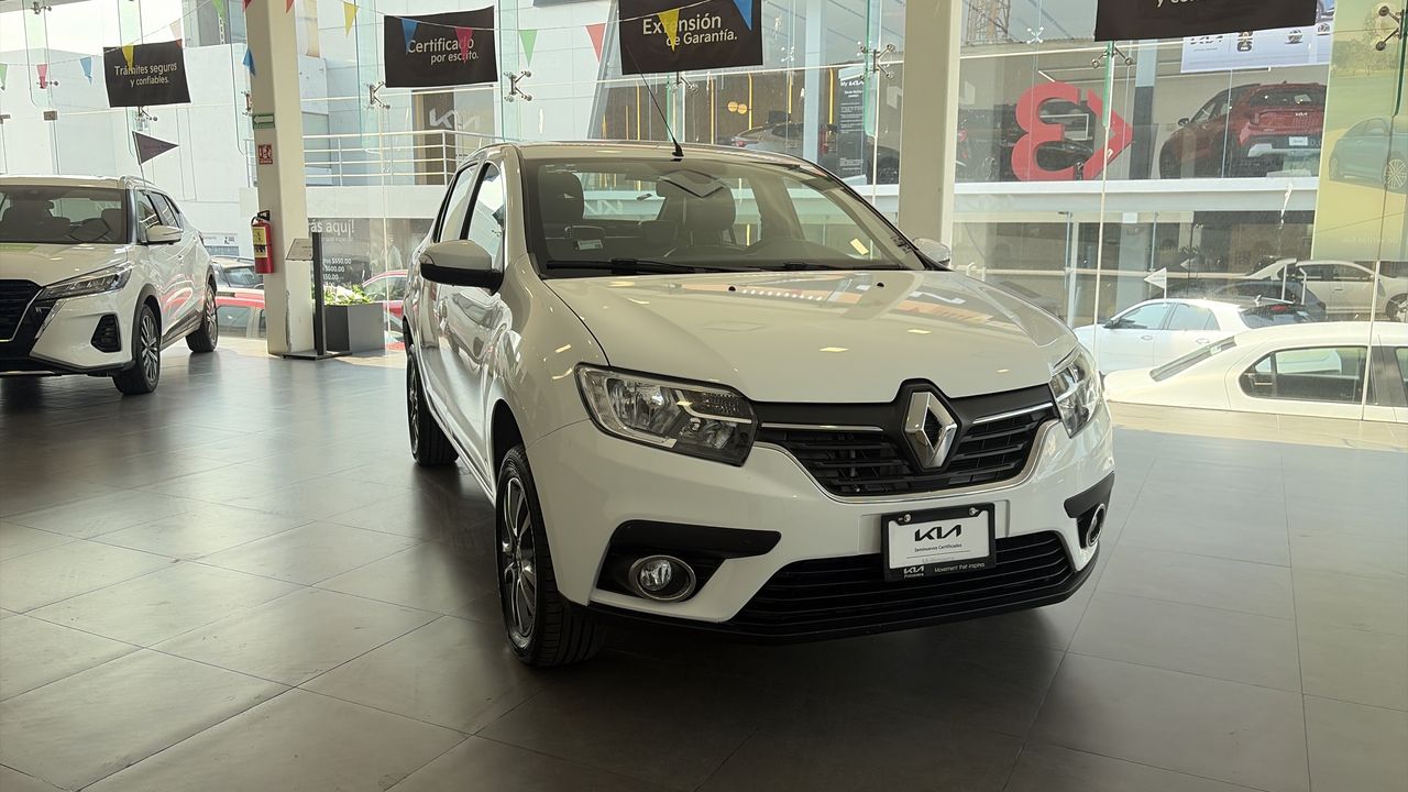 2024 Renault Logan 4p Intens L4/1.6 Aut