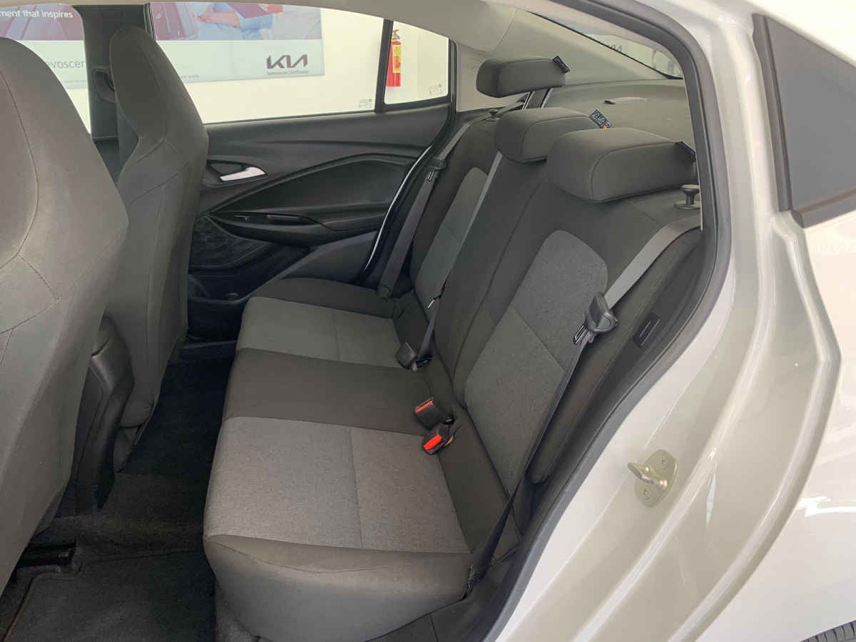 2023 Chevrolet Onix 4p LS L3/1.0/T Aut