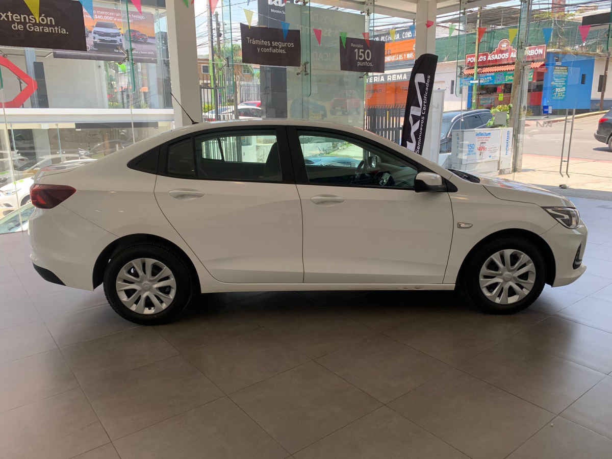 2023 Chevrolet Onix 4p LS L3/1.0/T Aut