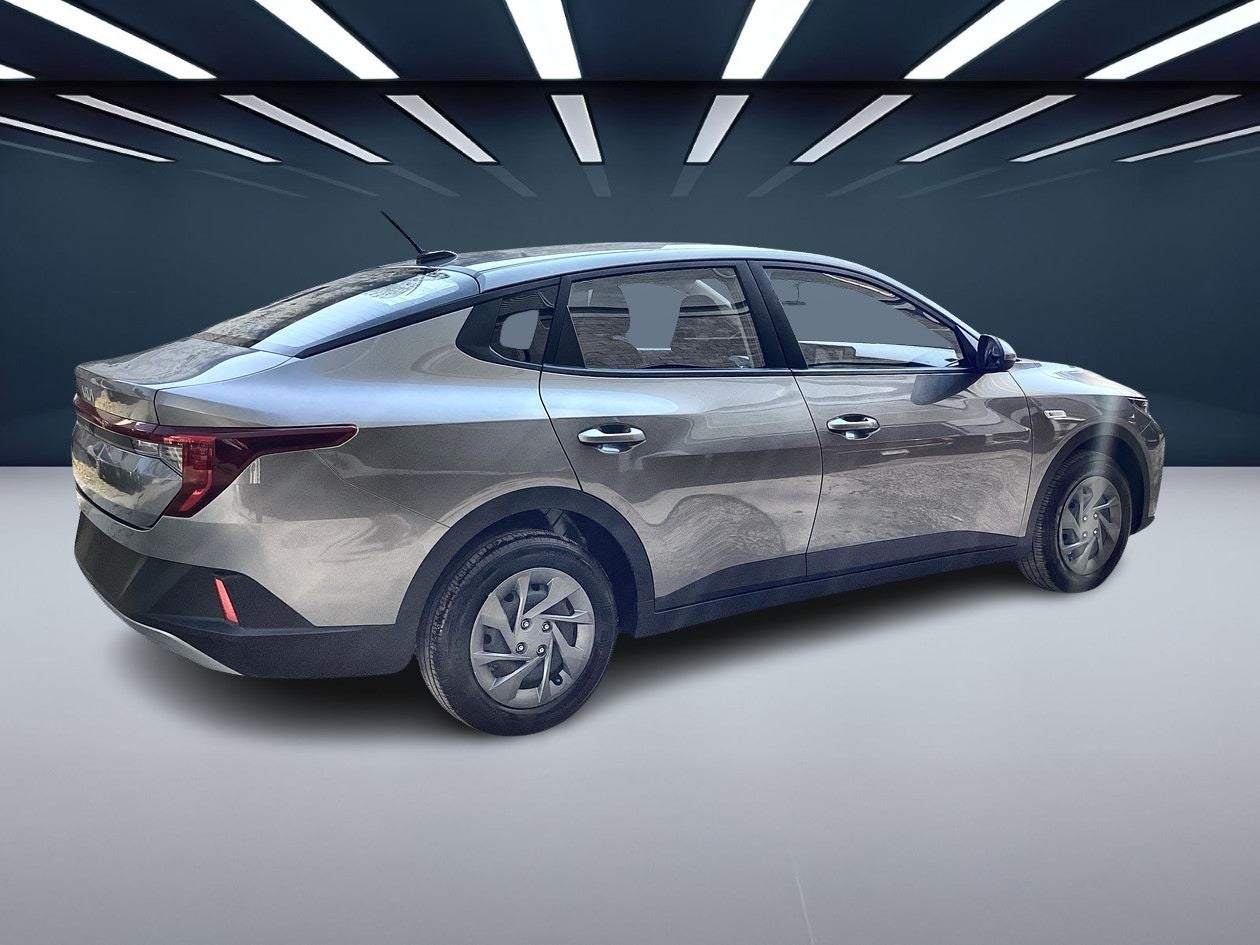 2022 Kia Sedona K3 L TA SEDAN 1.7