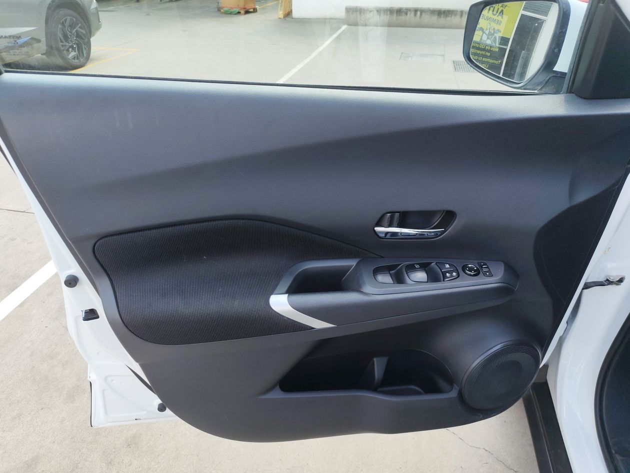 2024 Nissan Kicks KICKS PLAY ADVANCE CVT