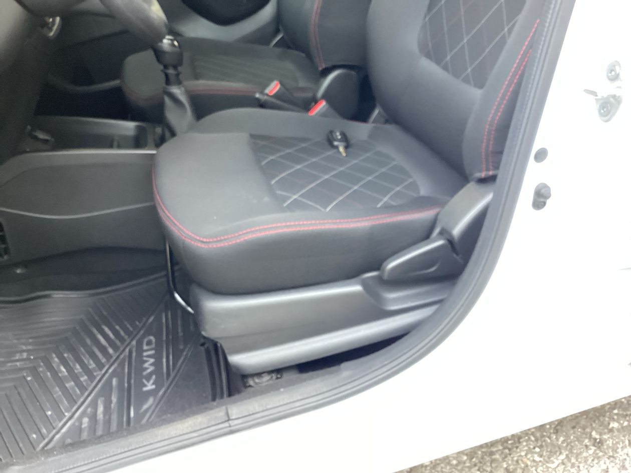2025 Renault Kwid 1.0 Intens Mt