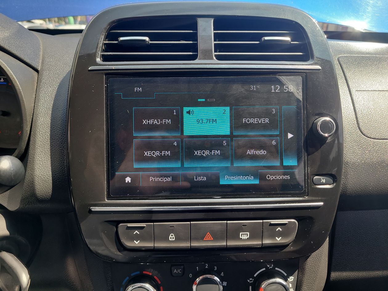 2023 Renault Kwid 1.0 Iconic Mt