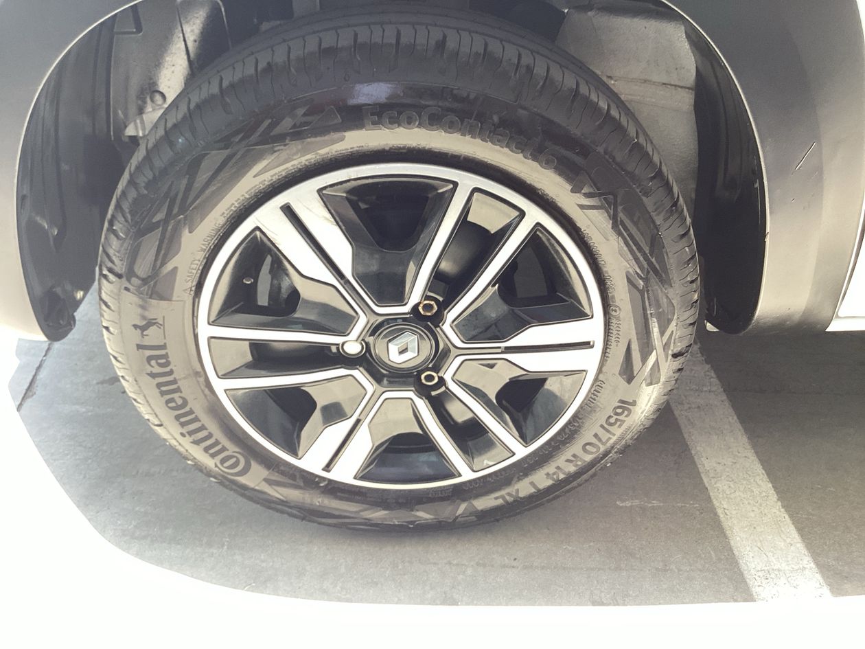 2025 Renault Kwid 1.0 Iconic Mt