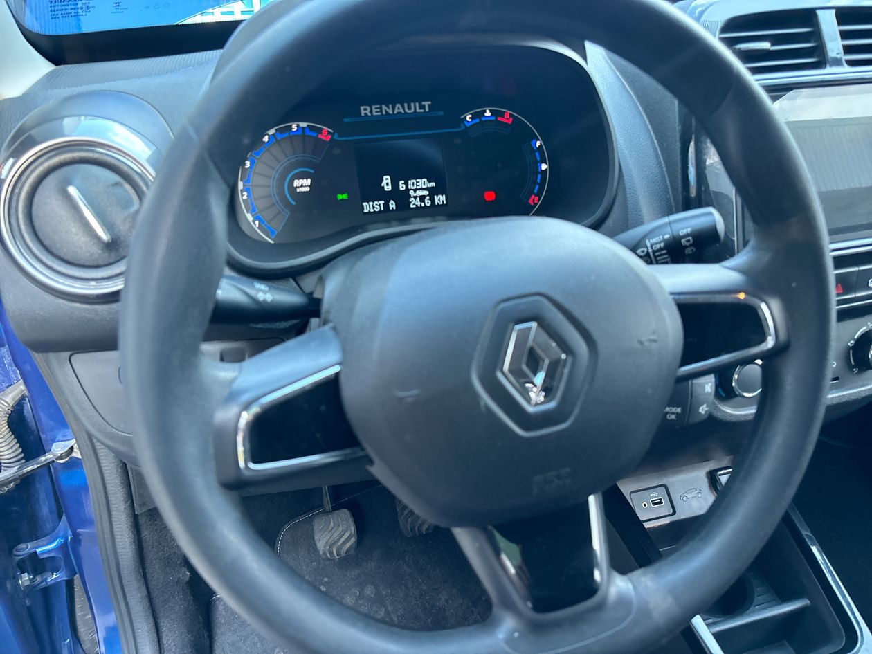 2024 Renault Kwid 1.0 Outsider Mt