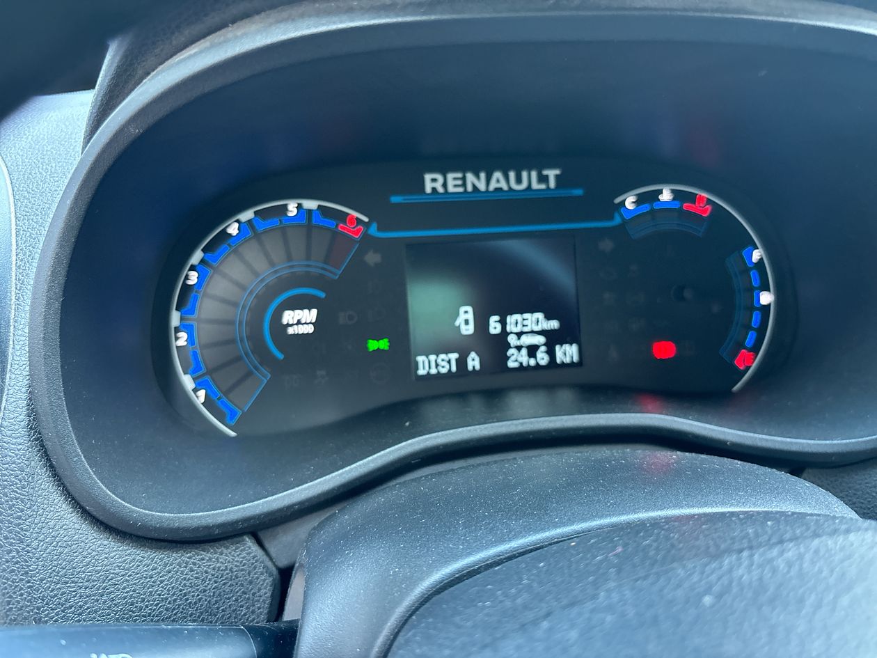 2024 Renault Kwid 1.0 Outsider Mt