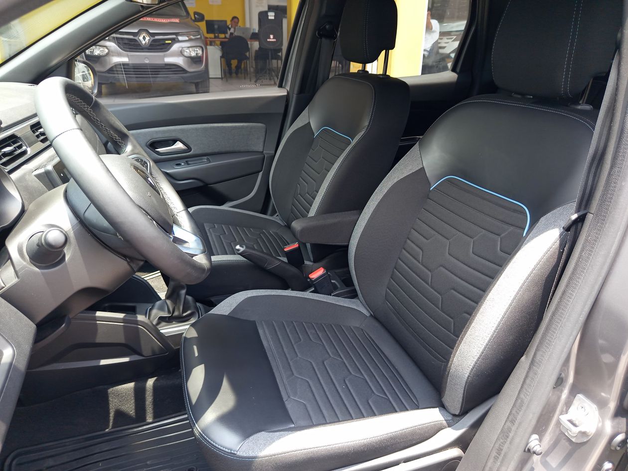 2023 Renault Duster 1.6 Iconic Mt