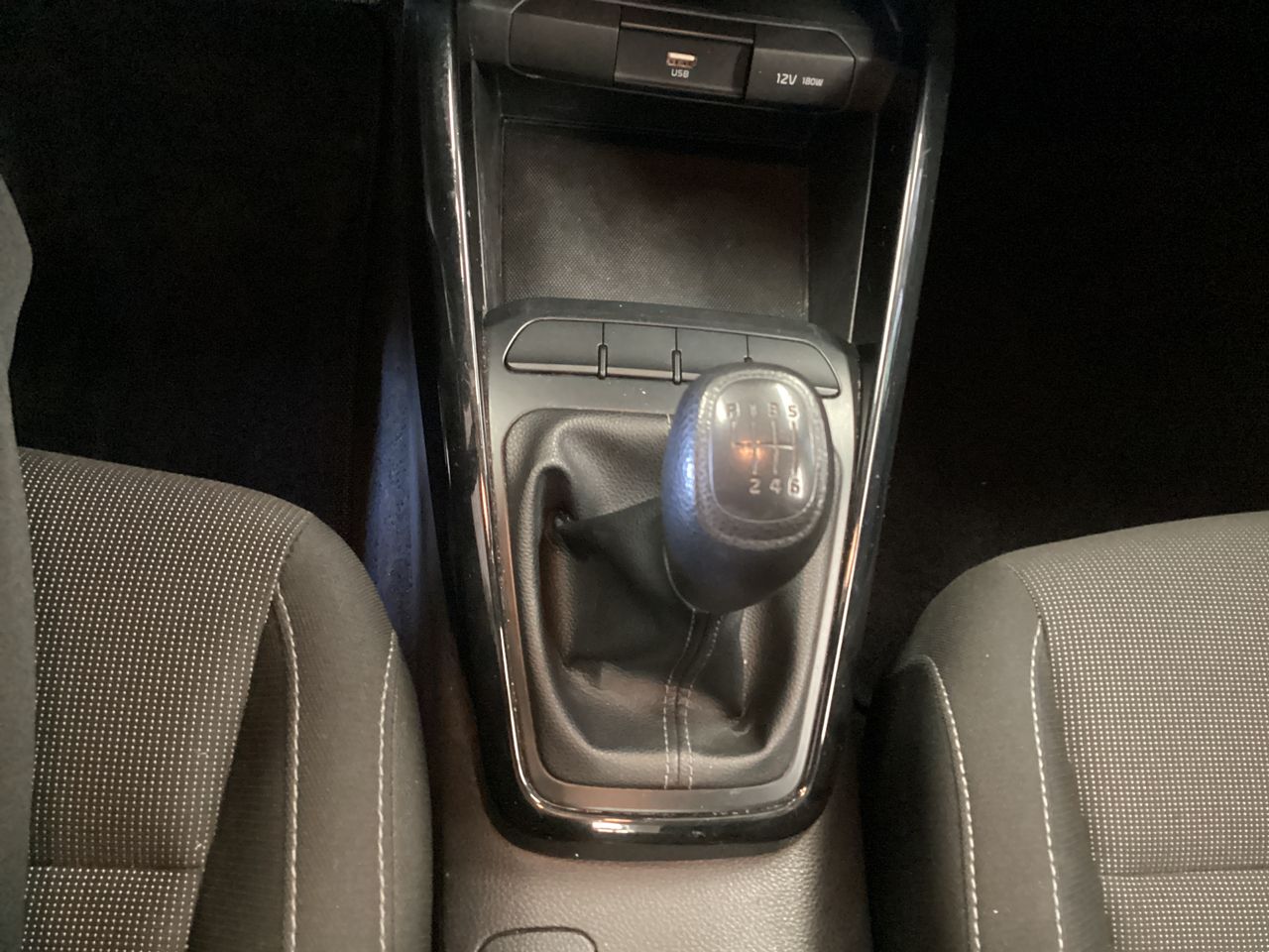 2023 Kia Rio 1.6 Sedan LX Mt