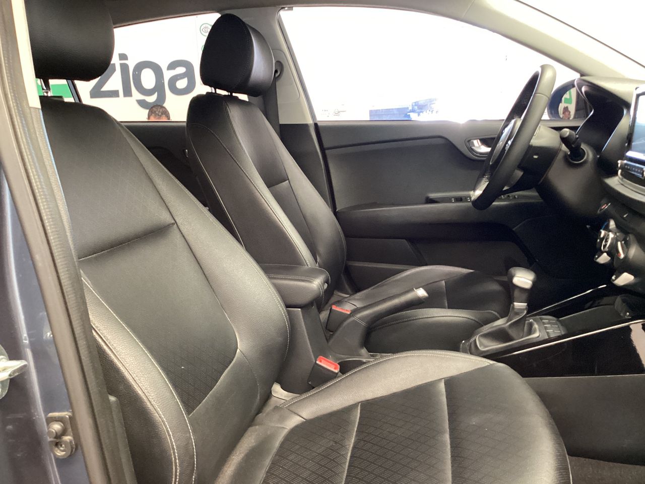 2023 Kia Rio 1.6 Sedan EX At