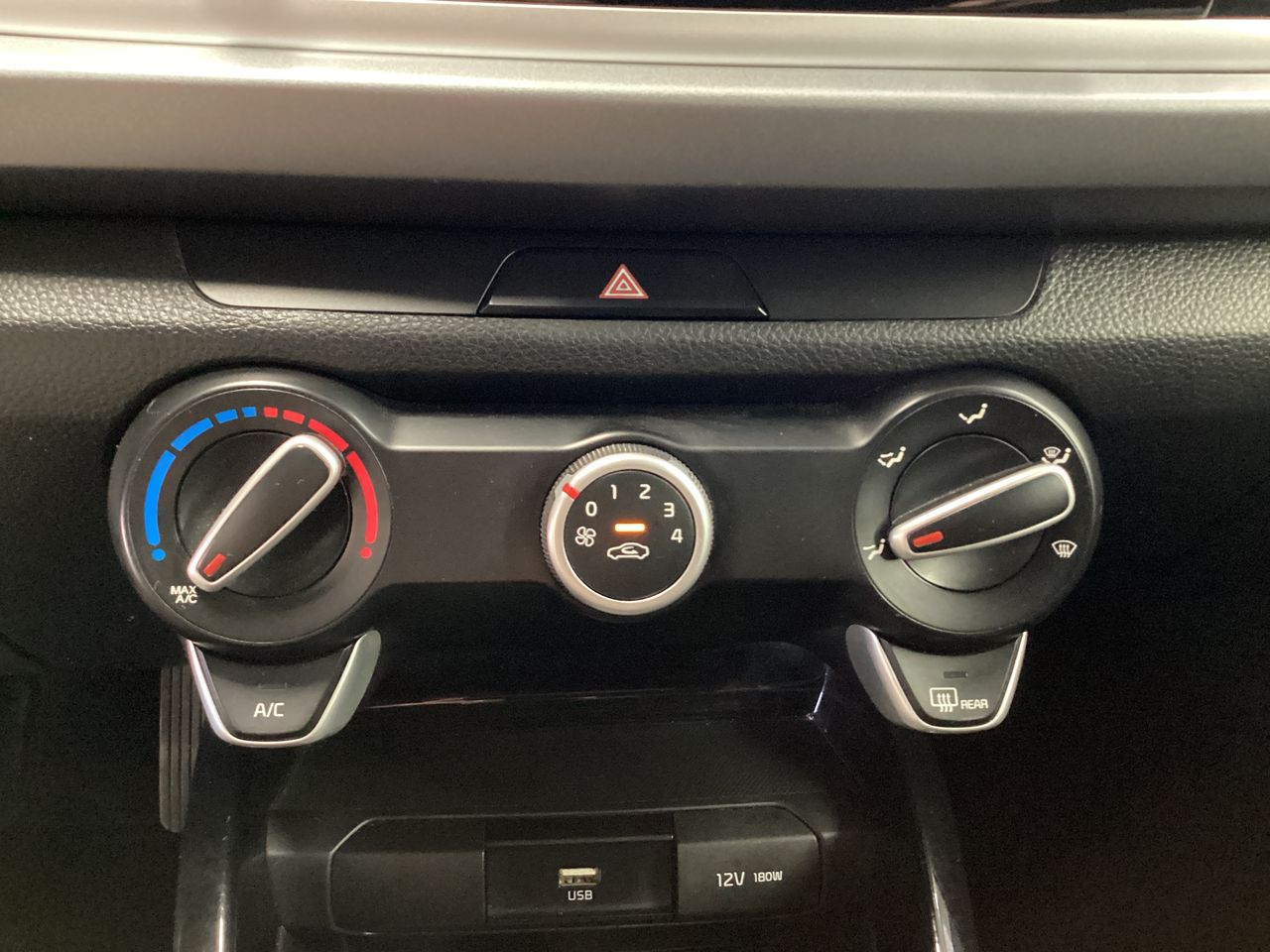 2022 Kia Rio 1.6 Sedan LX At