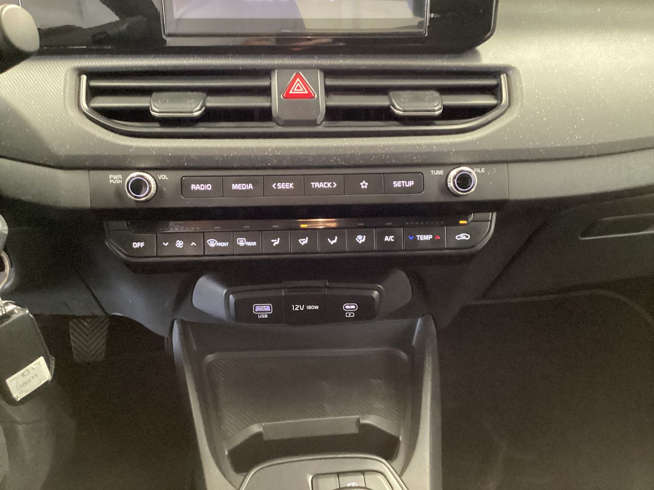 2024 Kia K3 1.6 LX Mt