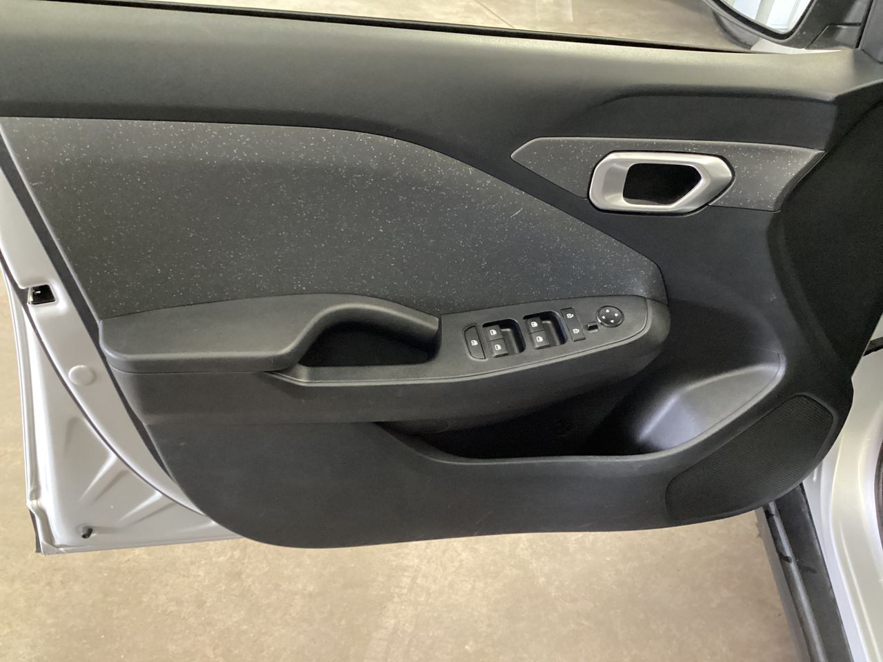 2025 Kia K3 1.6 L At