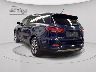 2019 Kia Sorento 2.4 L4 EX Piel 7 Pasajeros At