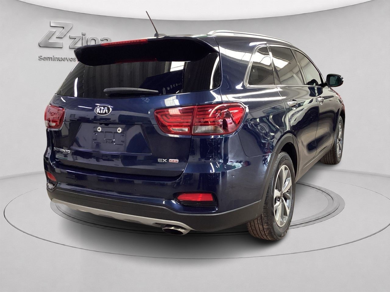 2019 Kia Sorento 2.4 L4 EX Piel 7 Pasajeros At