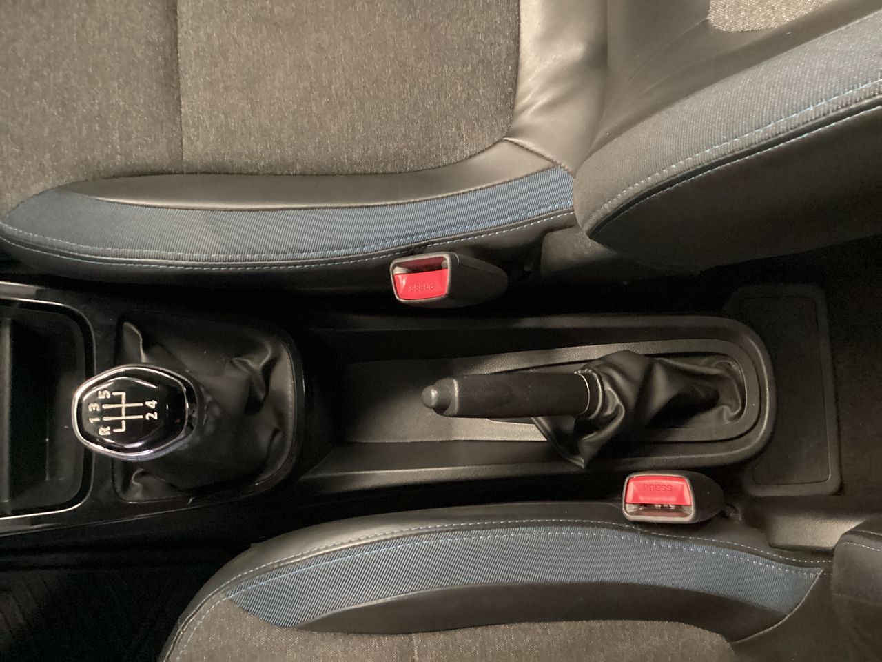 2025 Renault Kwid 1.0 Iconic Mt