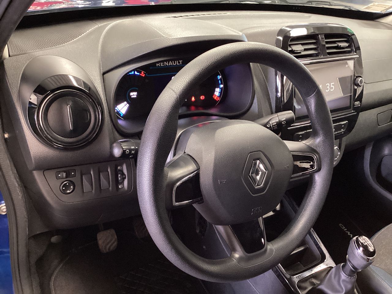 2025 Renault Kwid 1.0 Iconic Mt