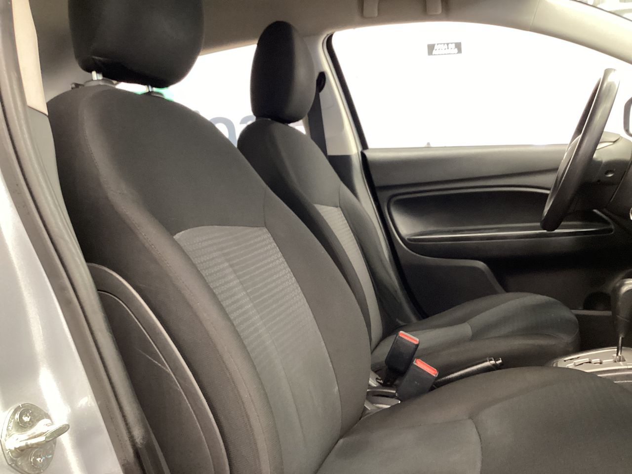 2024 Mitsubishi Mirage 1.2 Glx At