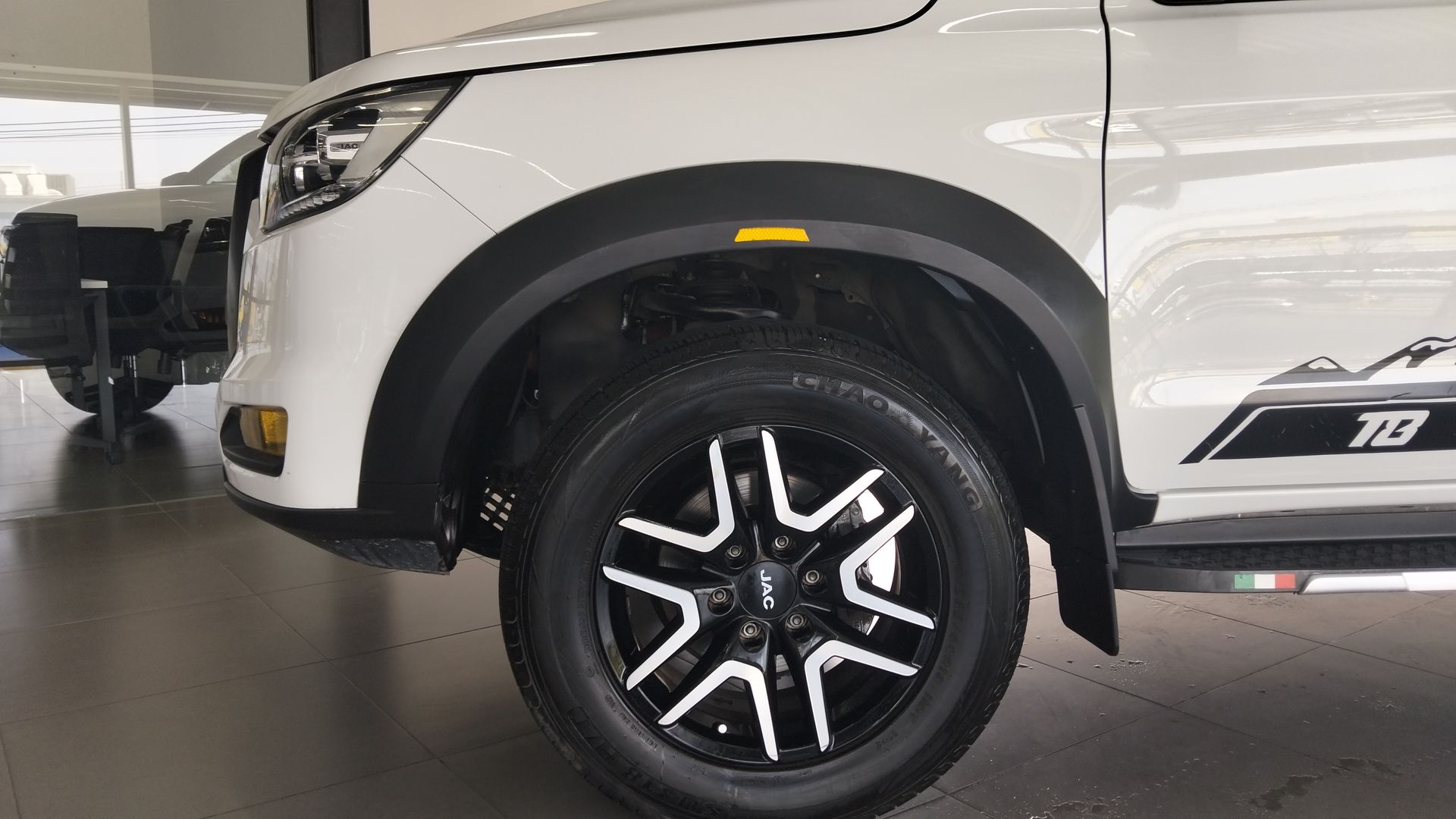 2023 JAC Frison 2.0 T8 4x4 Mt