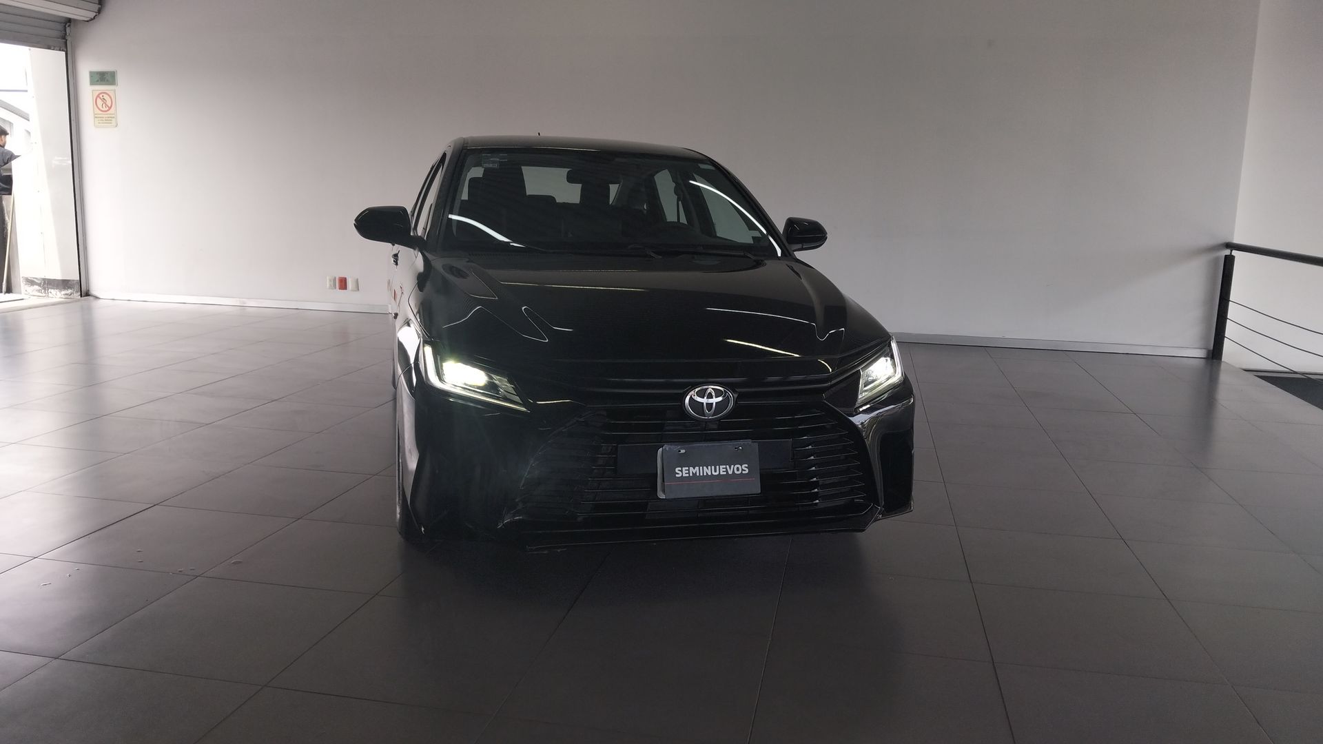 2023 Toyota Yaris 1.5 S Sedan Mt